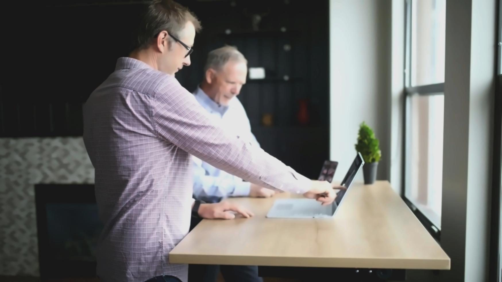 Equipo de silvioraent trabajando en estrategias financieras